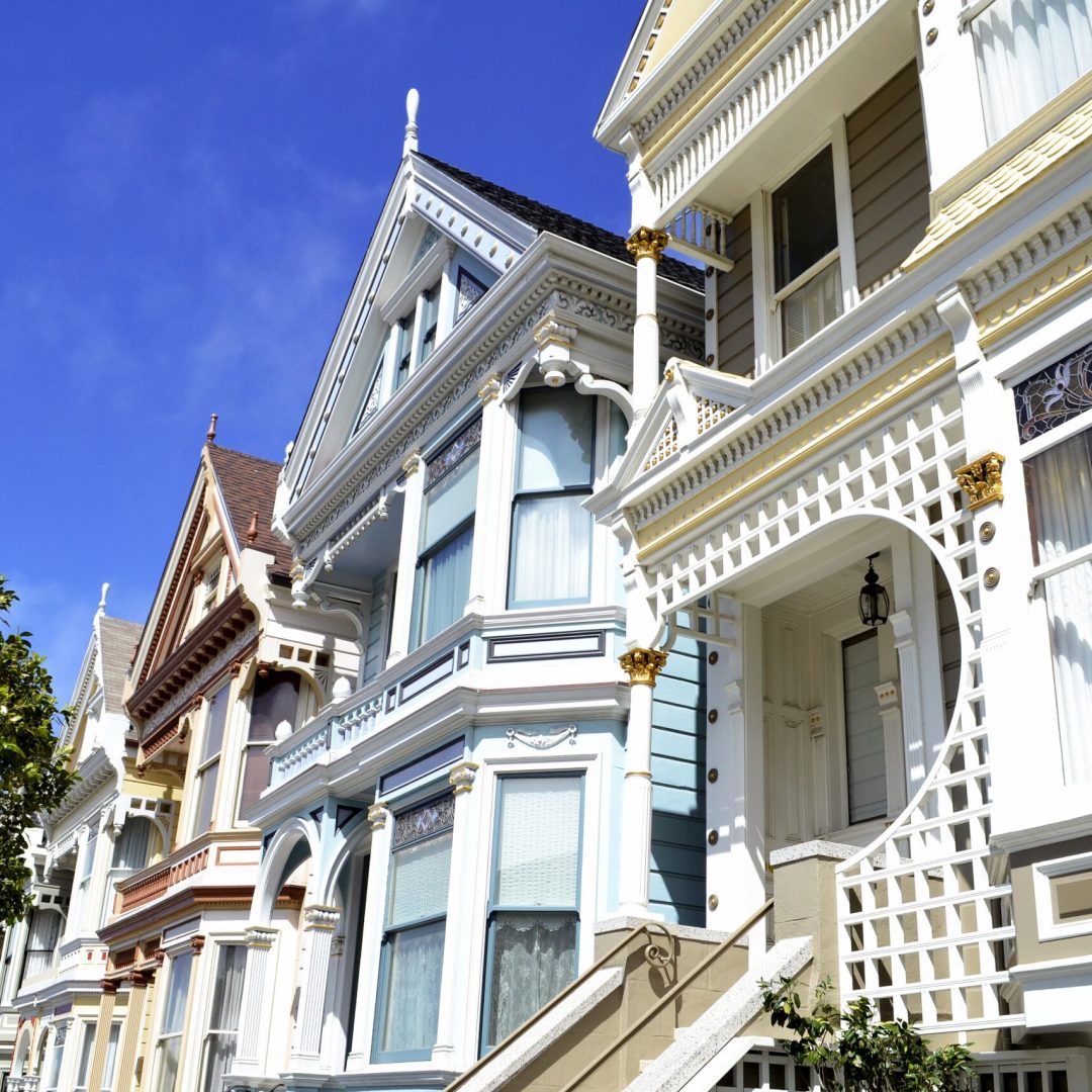 the-iconic-pastel-painted-ladies-victorian-homes-i-2023-11-27-05-19-07-utc